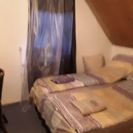 Tunnel Family Apartmanház
