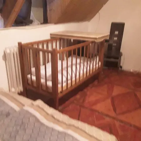 Tunnel Family Apartmanhaz Pecs