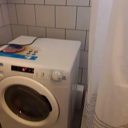 Tunnel Family Apartmanhaz